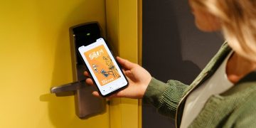 Automated Check-In and Check-Out via Mobile Apps: Reducing Queue Times in Hotels