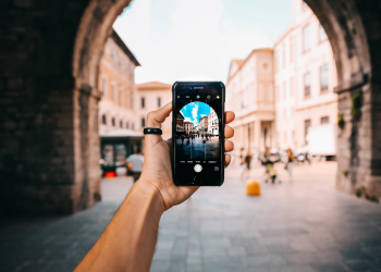 Seamless Smart Travel Experience – The Future of Effortless Journeys