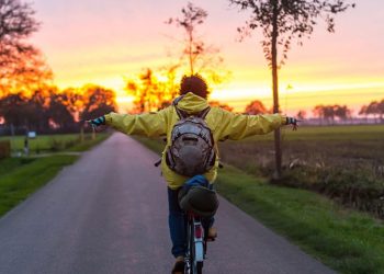 Loneliness in Travel: A Deep Self-Healing Journey