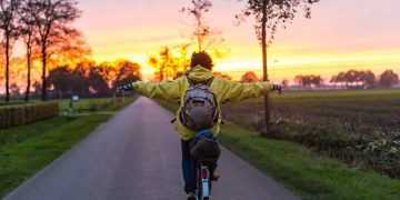 Loneliness in Travel: A Deep Self-Healing Journey