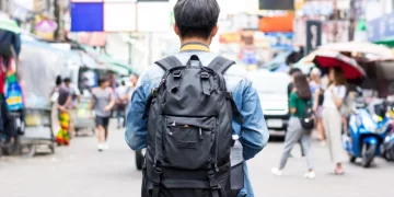 From Backpacker to Settler: The Journey of Travelers Who Decide to Settle in Their Favorite Destinations