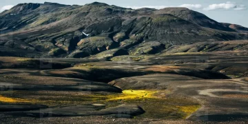 Many Travelers Have Discovered Unparalleled Natural Wonders and Experienced Iceland’s Unique Volcanic Landscapes