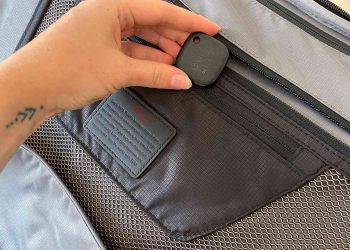 Luggage Tracking Devices: Revolutionizing Travel Security and Efficiency