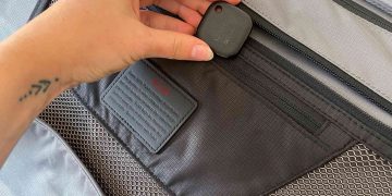 Luggage Tracking Devices: Revolutionizing Travel Security and Efficiency